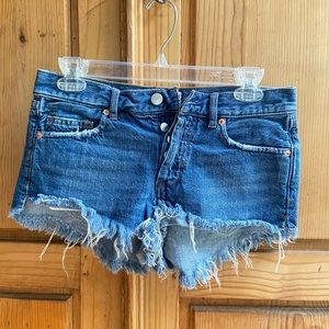 Free People Cutoff Jean Shorts Size 24